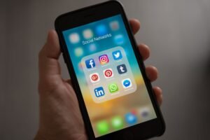 Yes! Whatsapp, Instagram, and Facebook Messenger are down globally - The Law Communicants