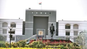 Reasonable Connection Between Concerned Act & Performance Of Official Duty Necessary For Public Servant To Avail Benefit Of S.197 CrPC: Gujarat HC - The Law Communicants
