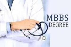 No-Vested-Right-Of-Infinite-Chances-To-Complete-MBBS-Degree-Delhi-HC-Upholds-NMC-Regulation-Capping-Number-Of-Attempts-To-4-In-First-Year-The-Law-Communicants